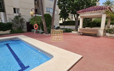 Solrik leilighet i sentrum av Albir